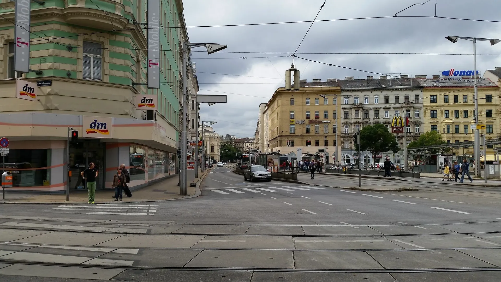 Goldfisch Apartment Am Donaukanal Wien Østrig